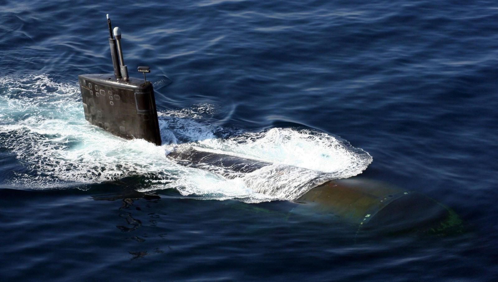A Los Angeles-class ballistic nuclear missile submarine SSN 755